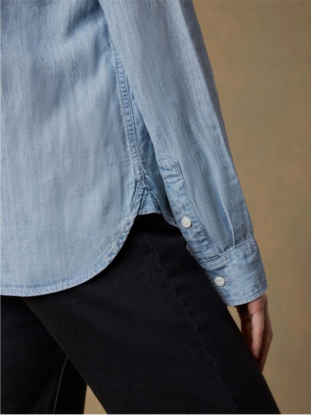 NWT FAHERY Tried & True Chambray Classic Shirt Size Large L Tencel Long Sleeve - Picture 4 of 6